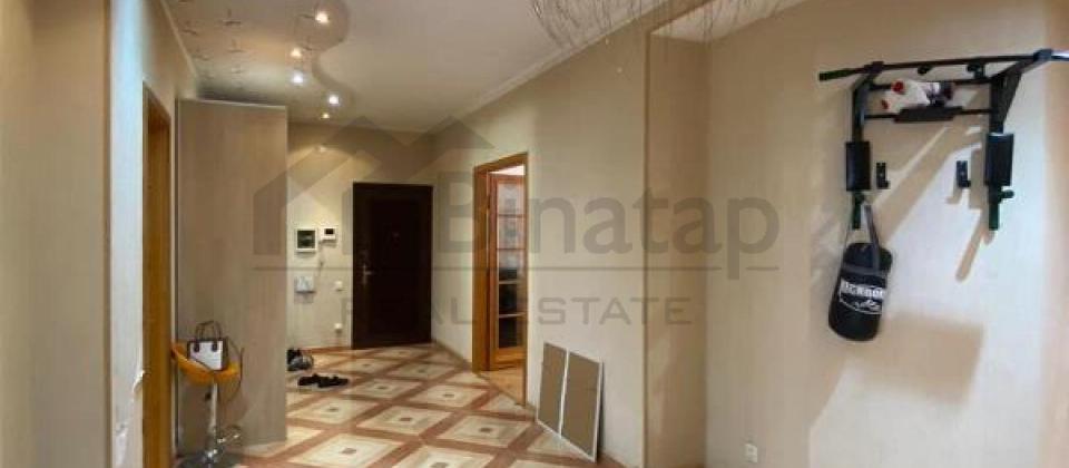 Metropark t/m ve Nerimanov m/s yaxin 4 otaqli menzil satilir/170 kv.m. - 11