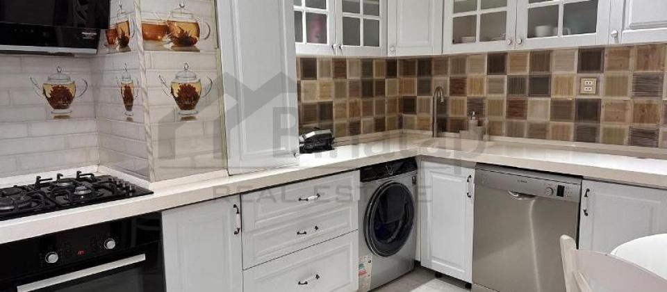 Yeni Yasamal, İnşaatçılar m/s yaxin 3 otaqli menzil satilir/90 kv.m. - 9