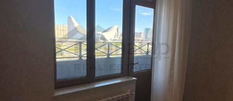 Heyder Eliyev merkezinin yaninda 3 otaqli menzil satilir/155 kv.m. - 7