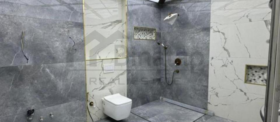 Heyder Eliyev merkezinin yaninda 3 otaqli menzil satilir/155 kv.m. - 15