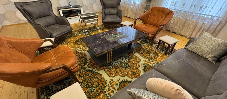 Satılır 10 otaqlı bağ evi 280 m², Novxanı q. - 8
