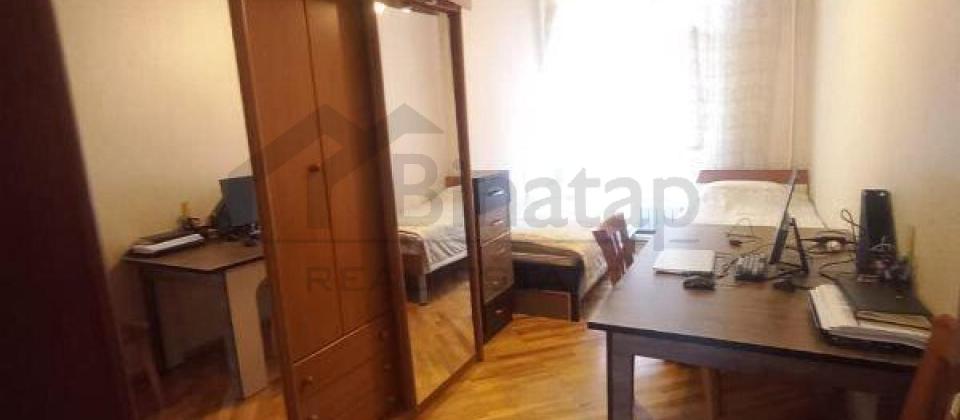 Zefer ve Qenimetler parklarinin yaninda 3 otaqli menzil satilir/70 kv.m. - 5