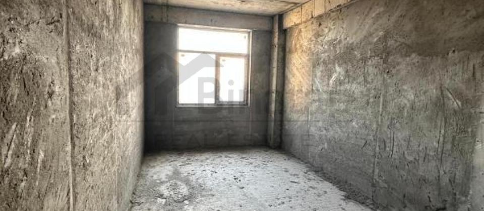 Tibb Universitetinin yaninda 4 otaqli pod mayak menzil satilir/205 kv.m. - 7