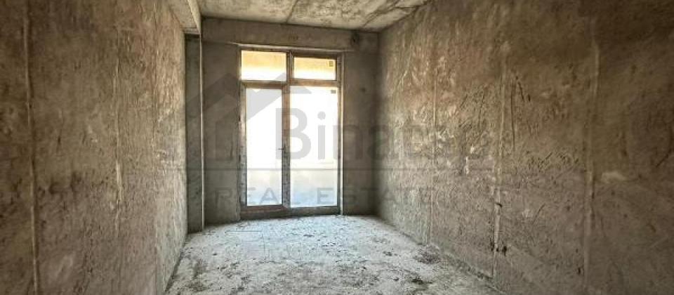 Tibb Universitetinin yaninda 4 otaqli pod mayak menzil satilir/205 kv.m. - 8