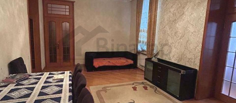 Şahmat Merkezinin yani, Torqovi, İçerişeher ve Nizami m/s yaxin 3 otaqli menzil satilir/107 kv.m. - 3