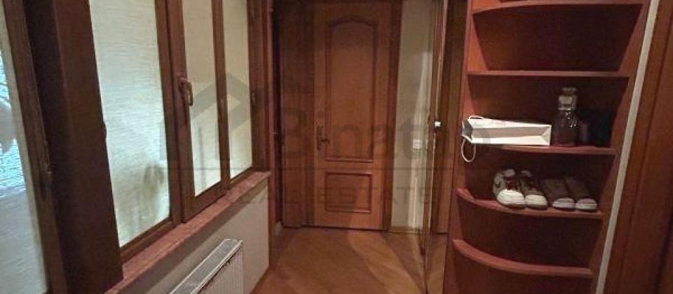 Şahmat Merkezinin yani, Torqovi, İçerişeher ve Nizami m/s yaxin 3 otaqli menzil satilir/107 kv.m. - 11