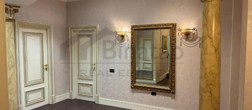 Torqovi, McDonald’s yani, İçerişeher m/s yaxin 4 otaqli menzil satilir/170 kv.m. - 9