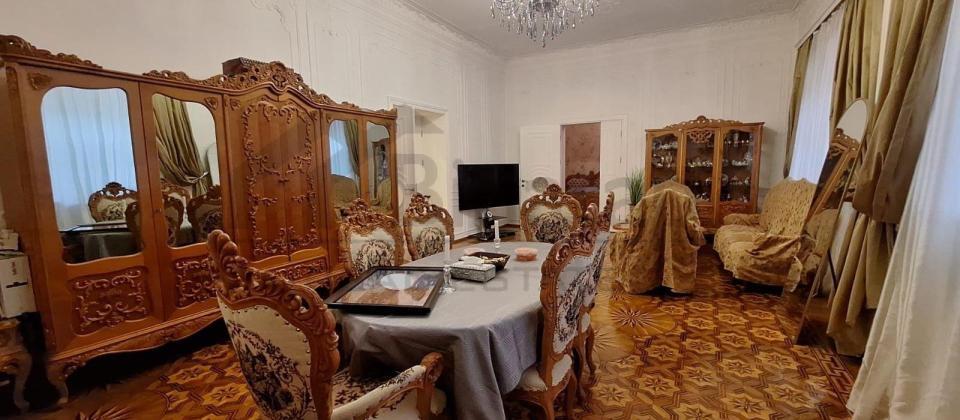 Satılır 4 otaqlı köhnə tikili 120 m², Sahil m. - 3