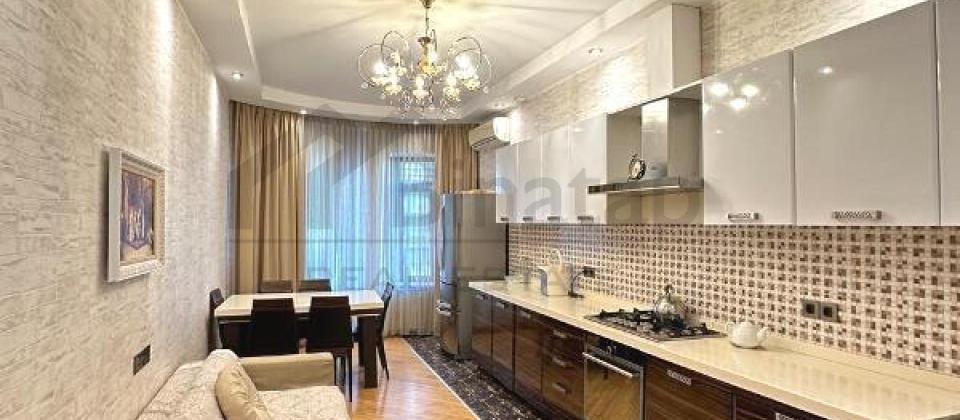 OMD ve Caspian Plazanin yani, Nizami m/s yaxin 3 otaqli menzil satilir/155 kv.m. - 8