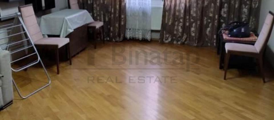 Tebriz kuçesi (Çapayev), Su Sonasi restoraninin yaninda 2 otaqli menzil satilir/70 kv.m. - 2