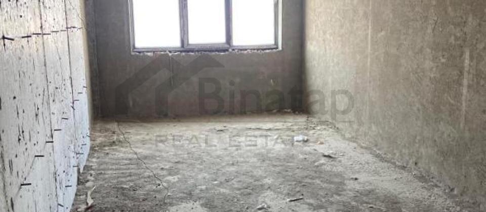 Şerq bazarinin yani, 28 May m/s yaxin 4 otaqli menzil satilir/233 kv.m. - 6