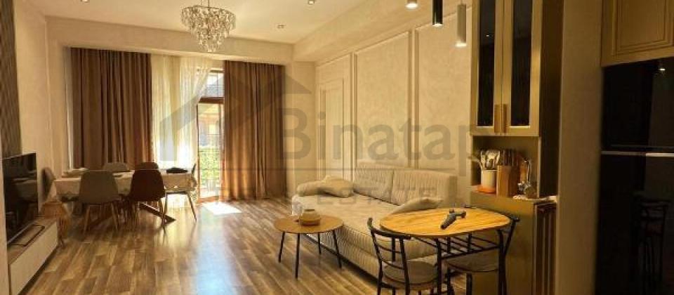 Ağ Şeher kompleksinde 2 otaqli menzil kiraye verilir/65 kv.m.