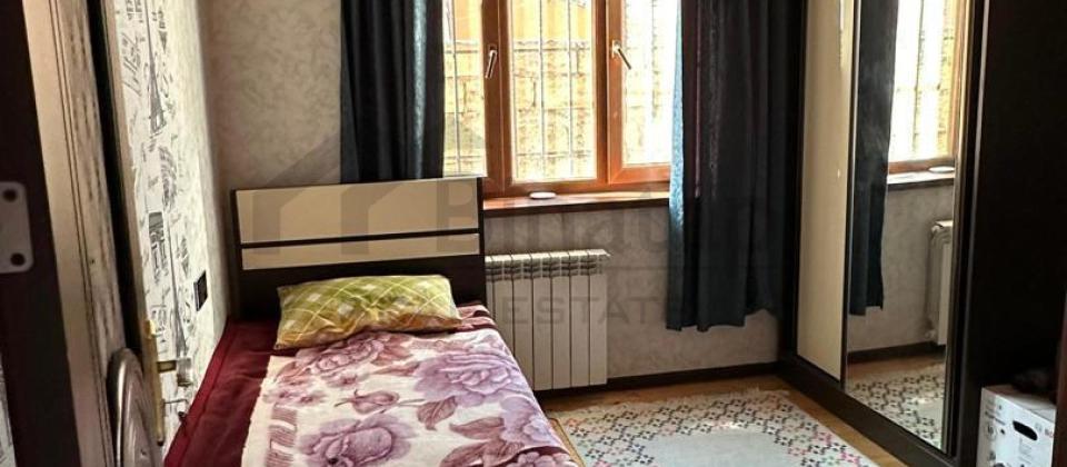 Satılır 4 otaqlı həyət evi/bağ evi 125 m², Bakıxanov q. - 4