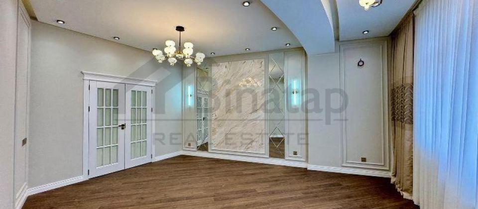 Ayna Sultanova heykeli ve Genclik m/s yaxin 3 otaqli menzil satilir/120 kv.m. - 2