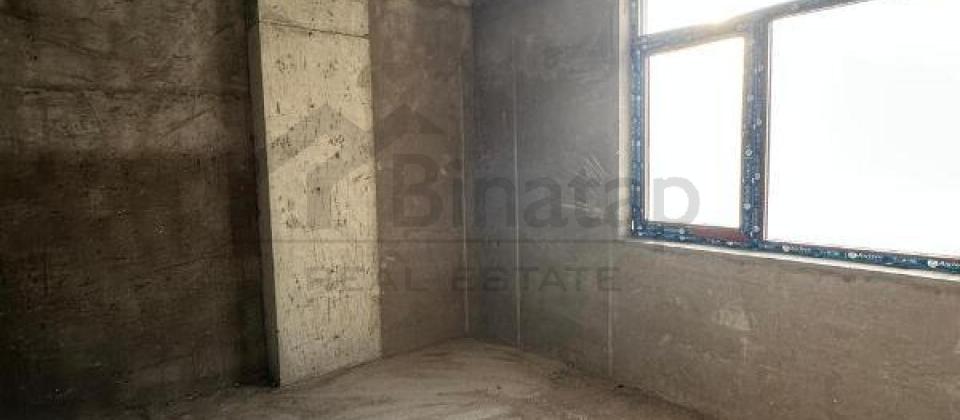 Tibb Universitetinin yaninda 4 otaqli menzil satilir/183 kv.m. - 9