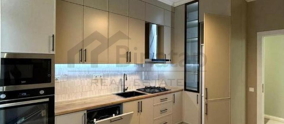 8 Noyabr m/s 5 deqiqelik mesafede 3 otaqli menzil satilir/115 kv.m. - 13