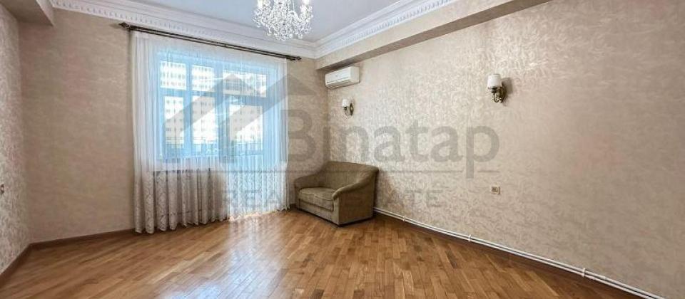 Heyder Eliyev merkezinin yaninda 4 otaqli menzil satilir/170 kv.m. - 5