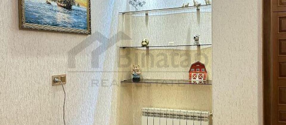 Heyder Eliyev merkezinin yaninda 4 otaqli menzil satilir/170 kv.m. - 10