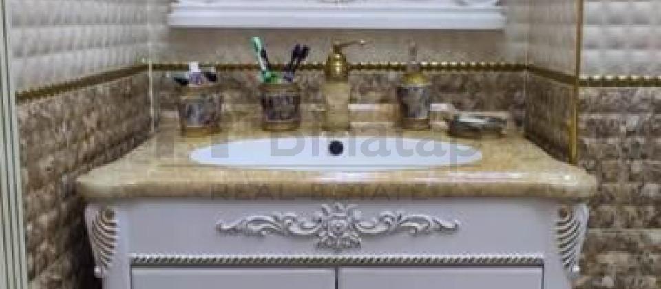 İnşaatçilar m/s ve Yasamal parkina yaxin 2 otaqli menzil kiraye verilir/65 kv.m. - 10