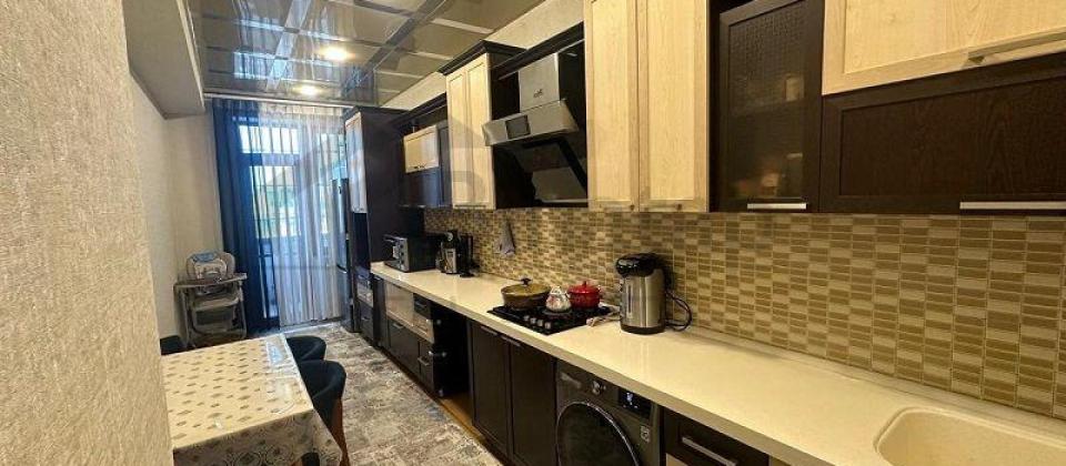 Satılır 2 otaqlı yeni tikili 90 m², 7-ci mikrorayon q.