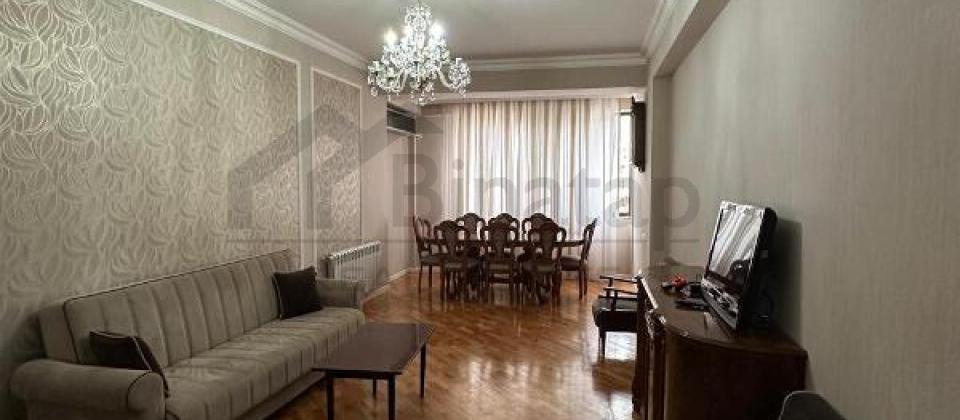 BDU ve Elmler Akademiyasi m/s yaxin 3 otaqli menzil satilir/105 kv.m.