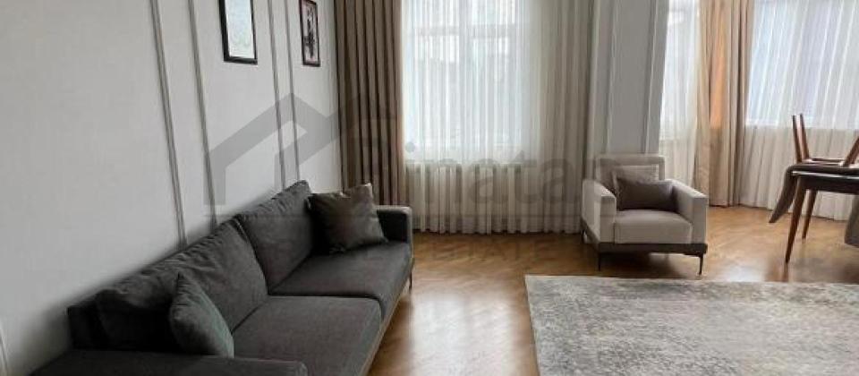 Moskva prospekti, 20 Yanvar m/s yaninda 3 otaqli menzil satilir/141 kv.m. - 2