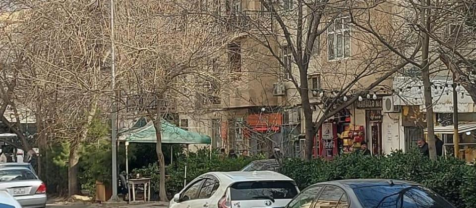 Satılır obyekt 65 m², Bakıxanov q. - 8