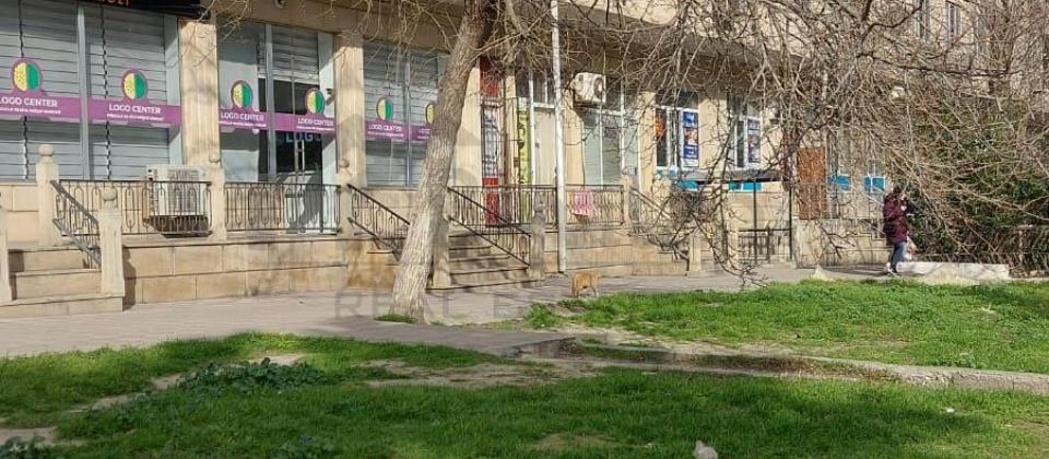 Satılır obyekt 65 m², Bakıxanov q. - 10