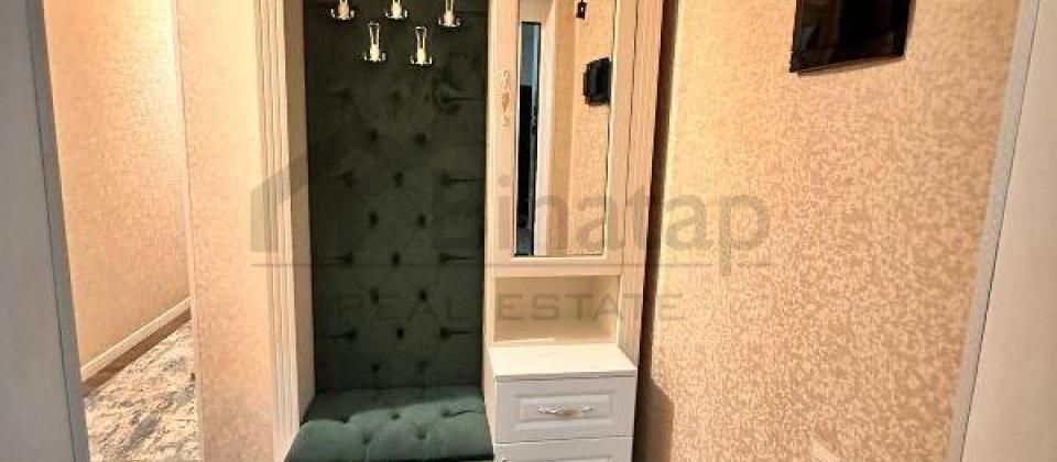 3 №li Asan xidmetin arxasinda 3 otaqli menzil satilir/84 kv.m. - 12