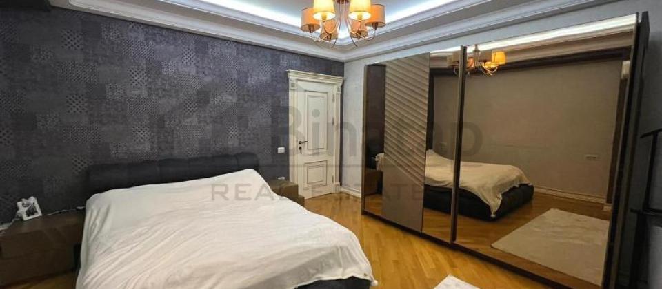 İnqlab, Qafqaz otelin yani, 8 Noyabr m/s yaxin 4 otaqli menzil satilir/207 kv.m. - 3