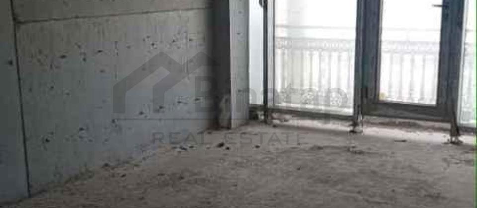 Merkez..! Qiş parkinin yaninda 4 otaqli menzil satilir/240 kv.m. - 12