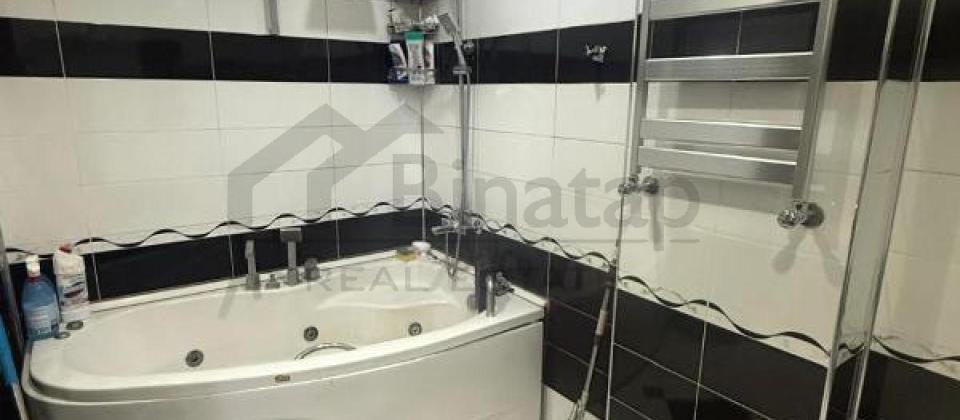 Qish parkinin yani, Nizami ve 28 May m/s yaxin 3 otaqli menzil satilir/140 kv.m. - 9