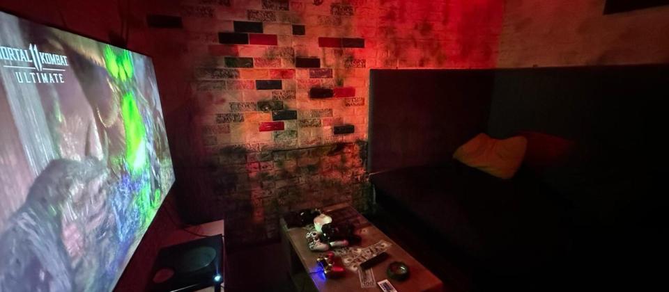 Satılır obyekt 85 m², Neftçilər m. - 2