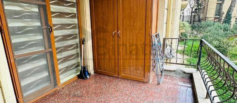 Odlar Yurdu Universitetinin yani, Genclik ve Nerimanov m/s yaxin 3 otaqli menzil satilir/165 kv.m. - 12