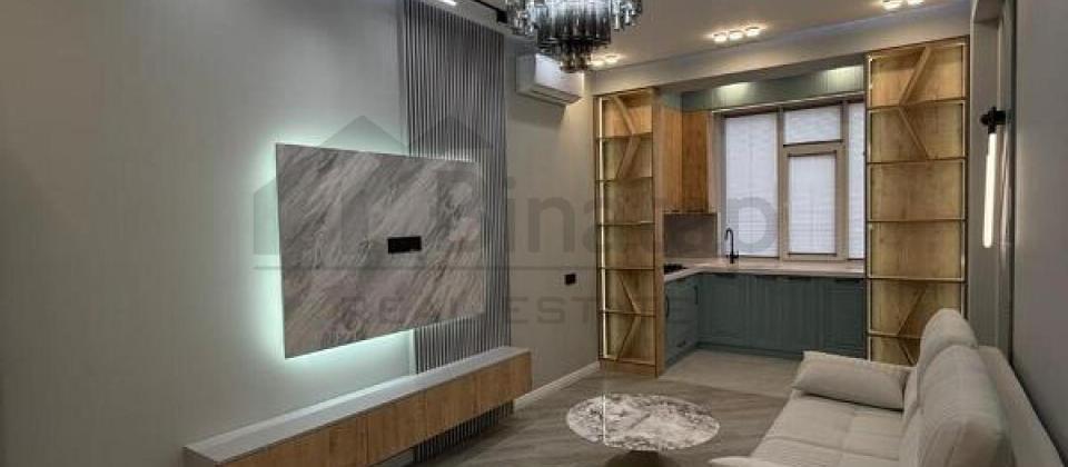 Hezi Aslanov ve Ehmedli m/s yaxin 2 otaqli menzil satilir/53 kv.m.