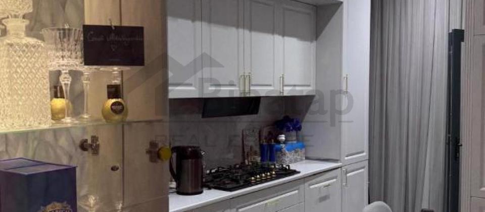 Xocali prospekti, Xetai m/s yaninda 3 otaqli menzil satilir/107 kv.m. - 9