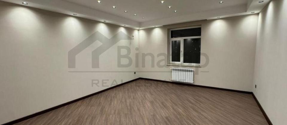 A.M.Şerifzade kuçesi, İnşaatçilar m/s yaninda 3 otaqli menzil satilir/135 kv.m. - 3