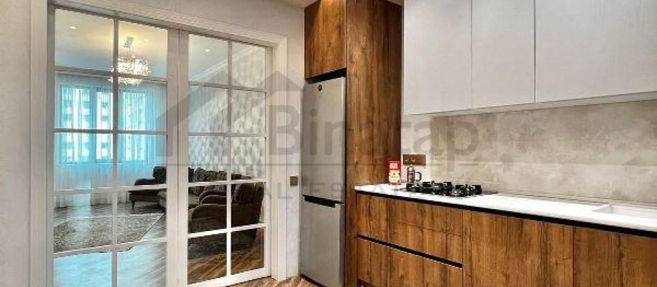 Tibb Universitetinin yaninda 3 otaqli menzil satilir/92 kv.m. - 3