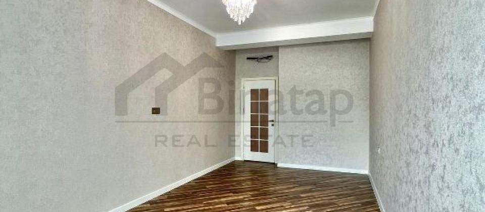 Tibb Universitetinin yaninda 3 otaqli menzil satilir/92 kv.m. - 6