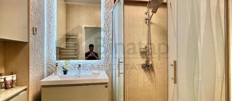 Tibb Universitetinin yaninda 3 otaqli menzil satilir/92 kv.m. - 11