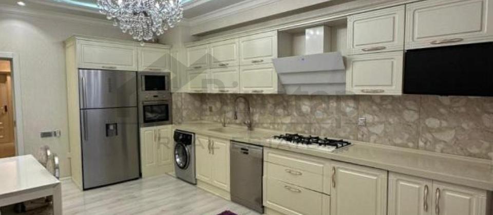 Nesimi m/s ve Zeytun baglarina yaxin 3 otaqli menzil satilir/146 kv.m. - 8