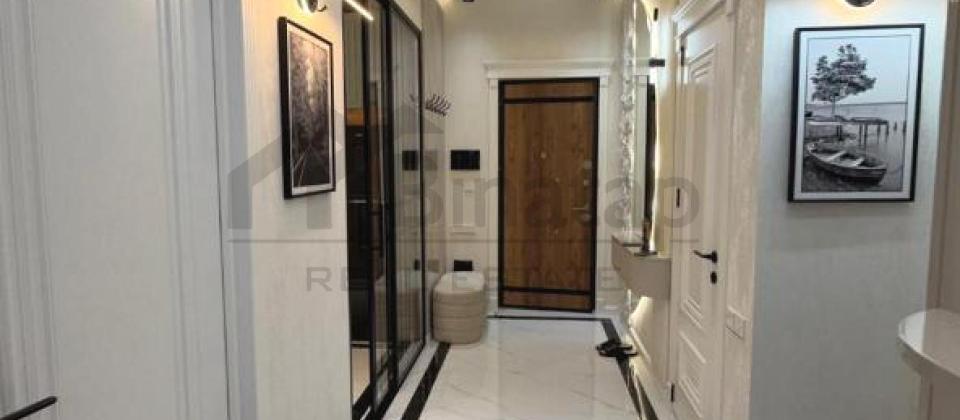 Koala ve Koroglu parklarinin yaninda 3 otaqli menzil satilir/98 kv.m. - 13