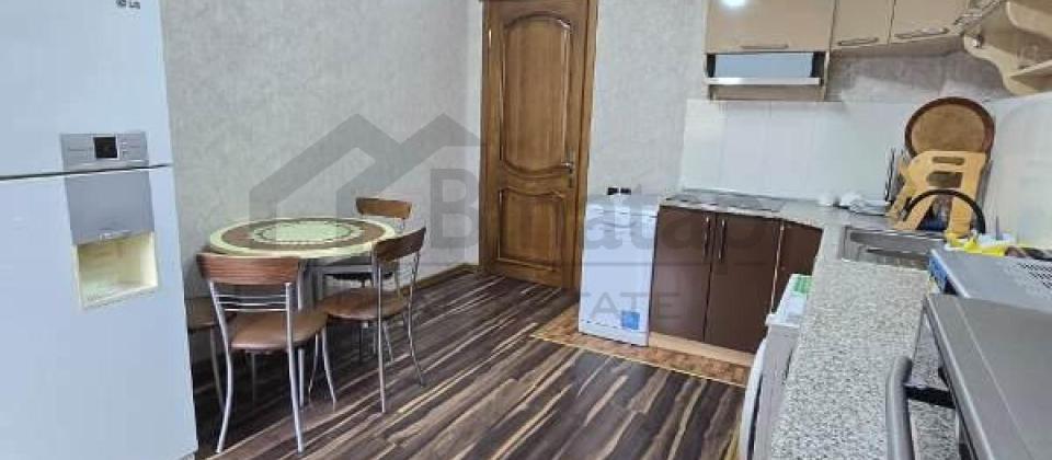 Statistika Komitesinin yaninda 3 otaqli menzil satilir/175 kv.m. - 7