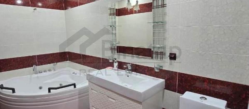 Statistika Komitesinin yaninda 3 otaqli menzil satilir/175 kv.m. - 12