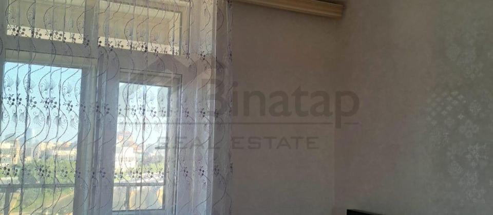 Genclik Mall ve m/s yaninda 2 otaqli menzil satilir/60 kv.m. - 2