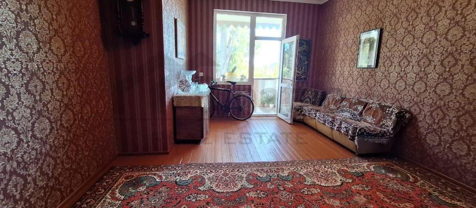 Satılır 2 otaqlı köhnə tikili 60 m², Elmlər Akademiyası m. - 2