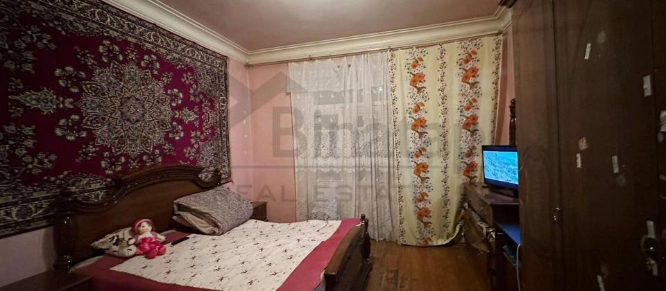 Satılır 2 otaqlı köhnə tikili 60 m², Elmlər Akademiyası m. - 5