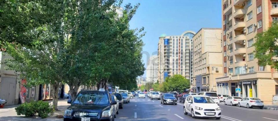 Satılır 2 otaqlı köhnə tikili 60 m², Elmlər Akademiyası m. - 8