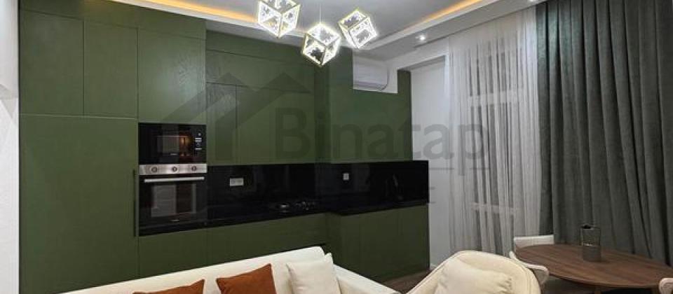 Sherq bazarinin yani, 28 May m/s yaxin 2 otaqli menzil satilir/53 kv.m. - 2