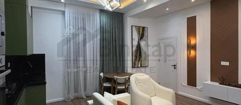 Sherq bazarinin yani, 28 May m/s yaxin 2 otaqli menzil satilir/53 kv.m. - 3